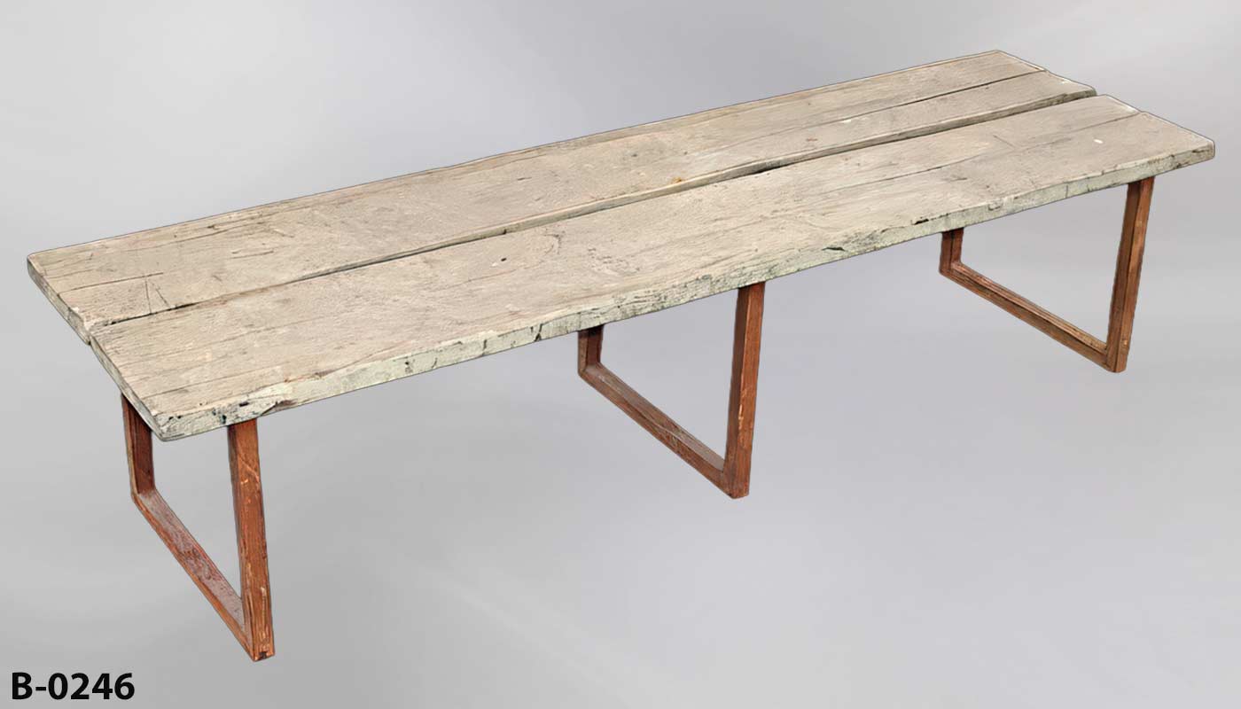 b_0246 Wood Bench