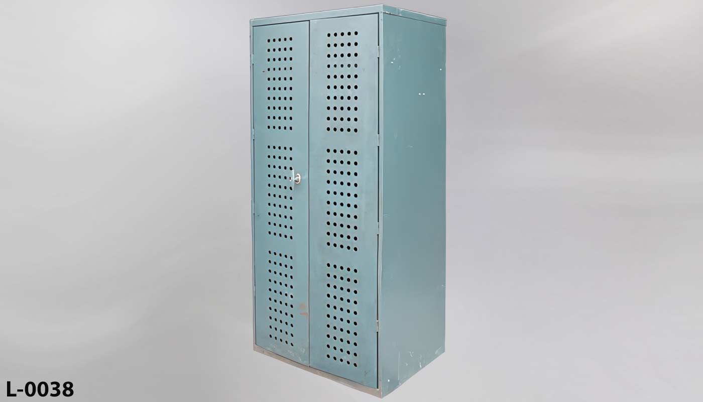 l_0038 Storage Cabinet