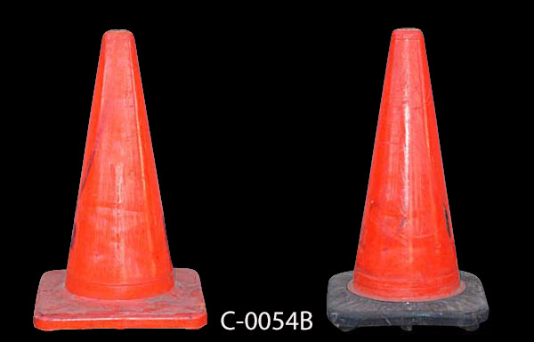 c_0054b Medium Traffic Cone