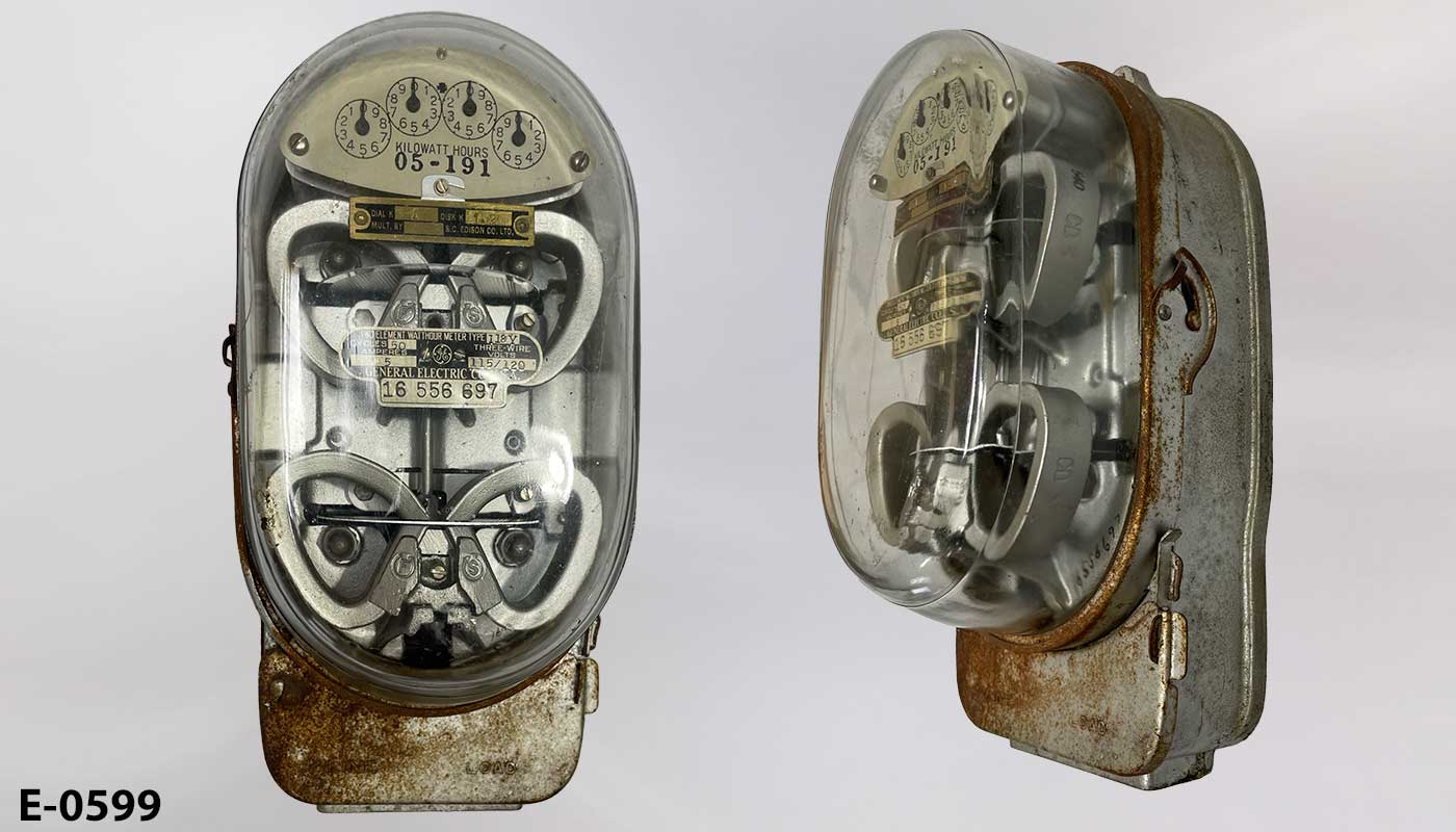 e_0599 Vintage Electric Meter