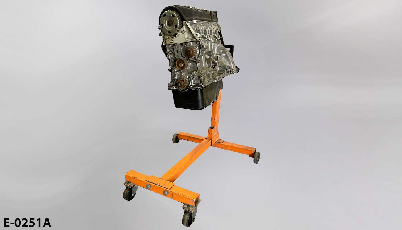 e_0251a Inline 4 Engine