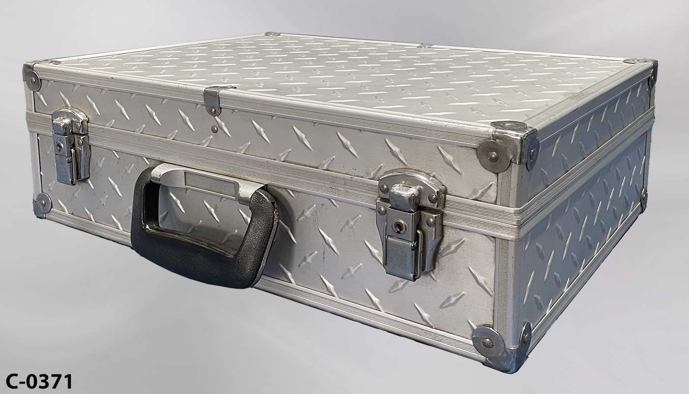 c_0371 Attache Case