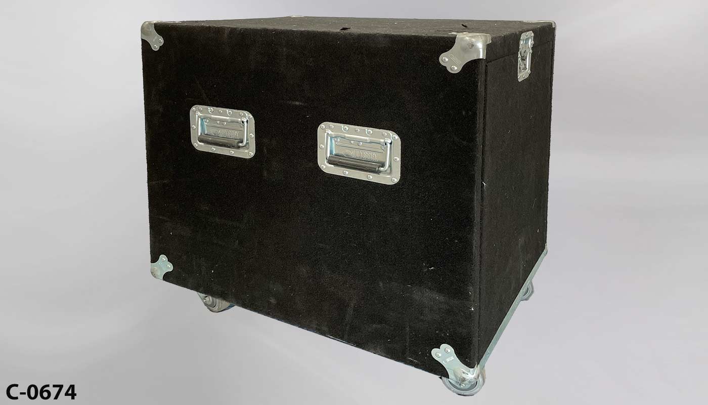 c_0674 Anvil/Road Case