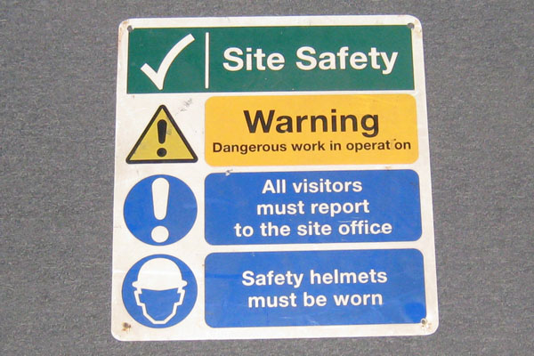 s1904 Construction Caution Sign