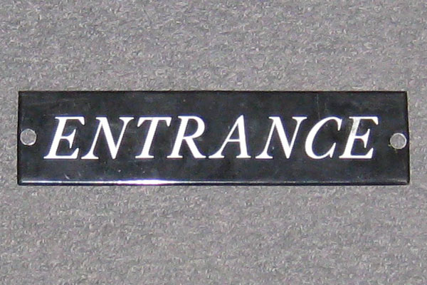 s0303 Entrance Sign
