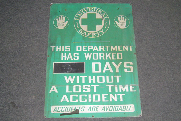 s0083 Factory/Machinery Sign