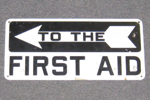 s0814 First Aid Sign