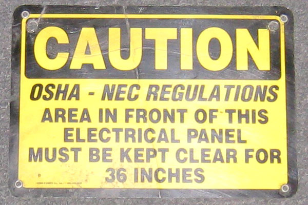 s1408 High Voltage Sign