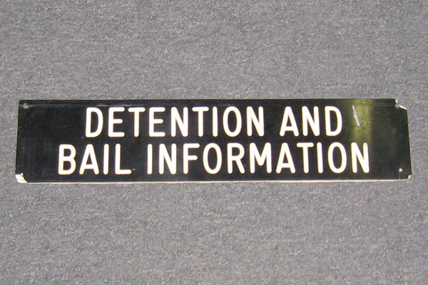 s1095 Jail/Prison Sign