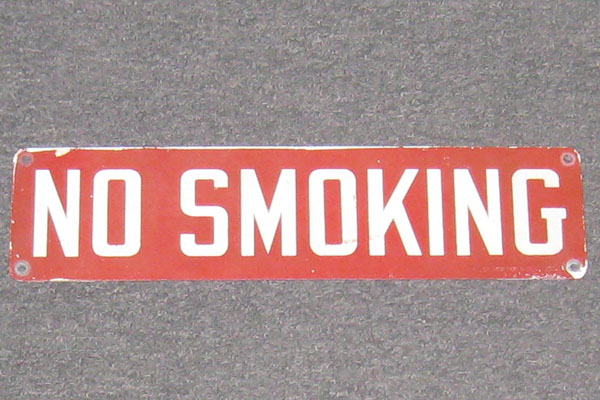 s0025 No Smoking Sign