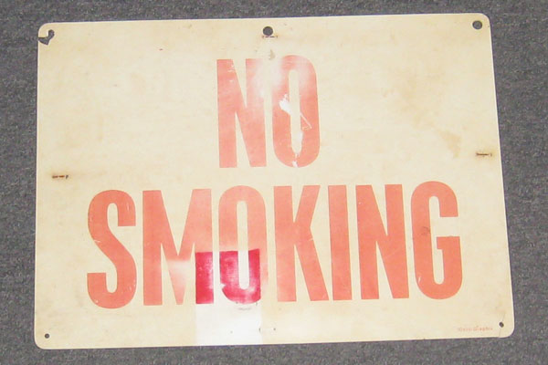 s0078 No Smoking Sign
