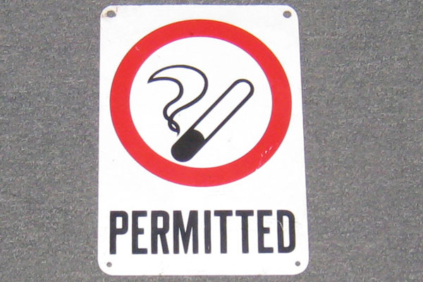 s0253 Smoking Permitted Sign