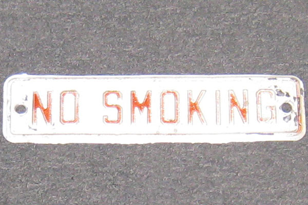 s0678 No Smoking Sign