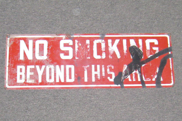 s0923 No Smoking Sign
