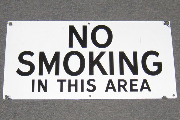 s1046 No Smoking Sign