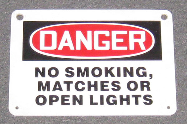 s1351 No Smoking Sign