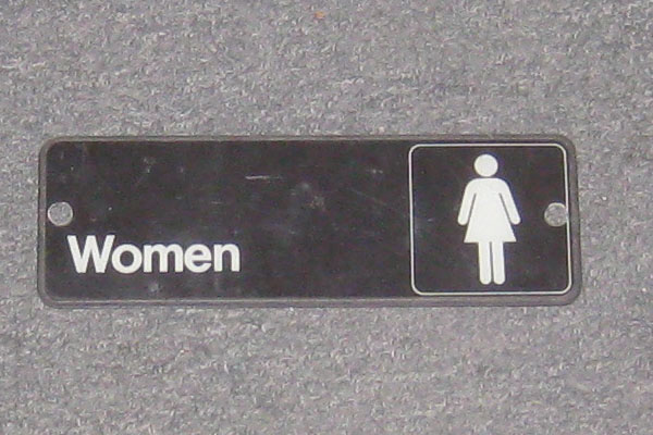 s0815 Restroom Sign
