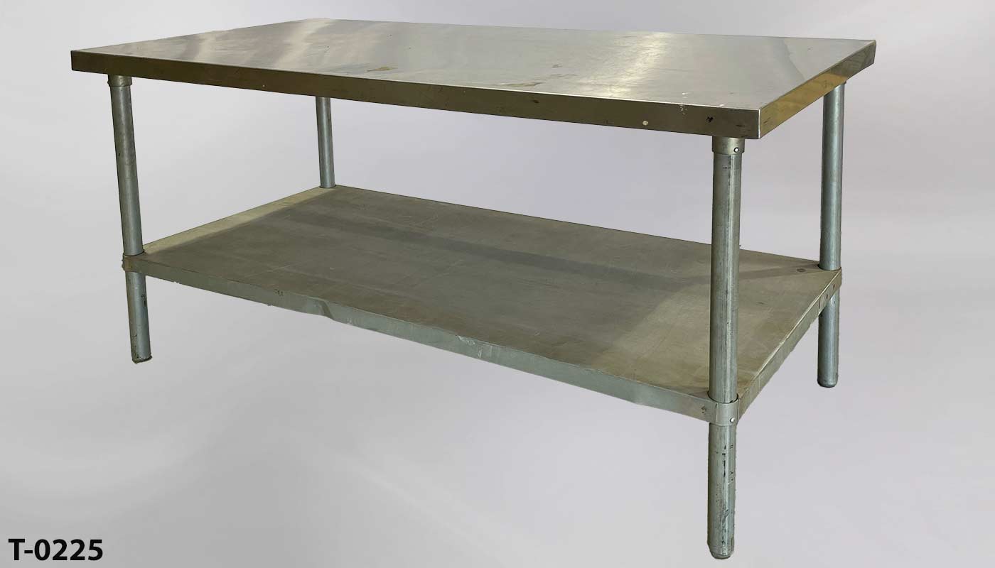 t_0225 Stainless Steel Table