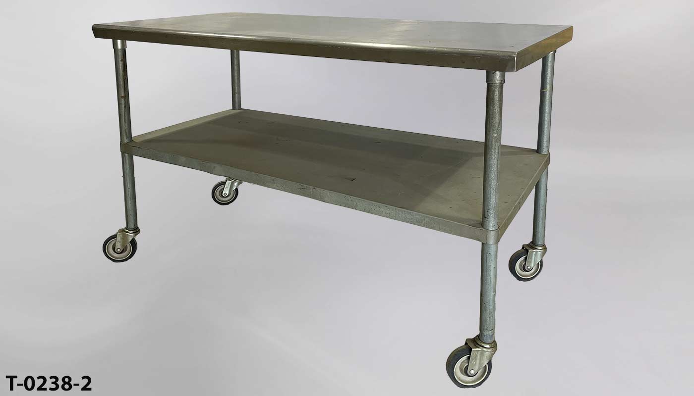 t_0238_2 Stainless Steel Table