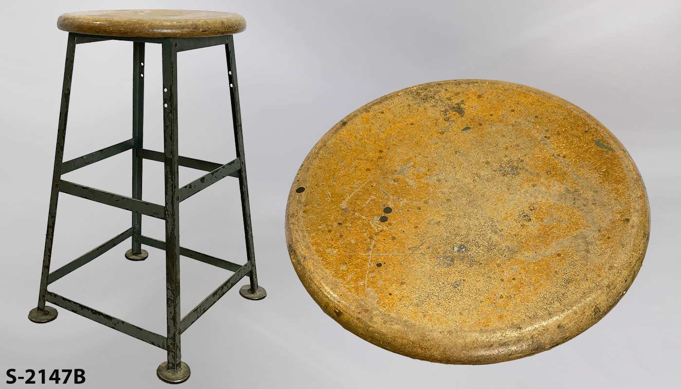 s_2147b Stool