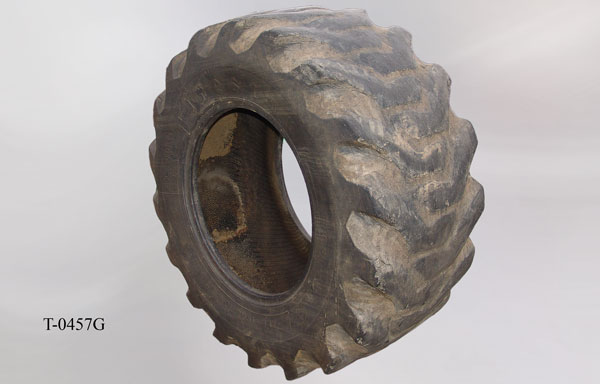 t_0457g Tractor Tire