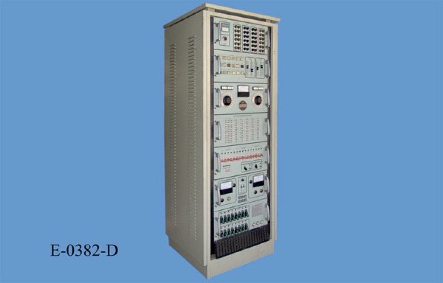 Computer / Control Tower, stock number E-0382D