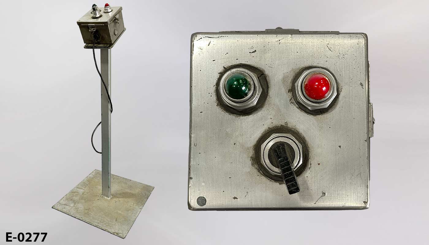 Electronic control pedestal, stock number E-0277