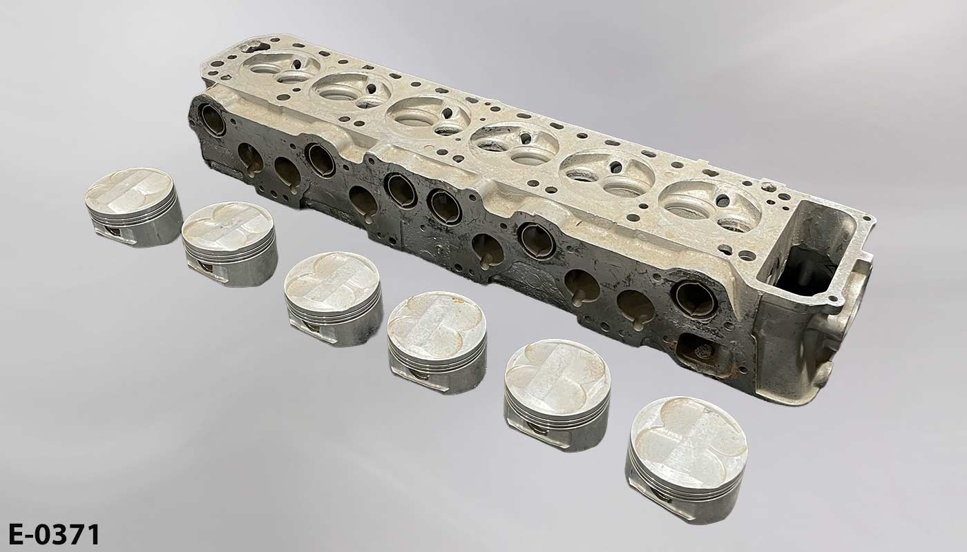 Engine block piece, stock number E-0371