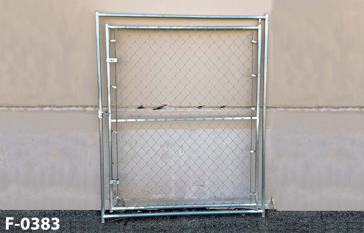 Chainlink fence, stock number F-0383