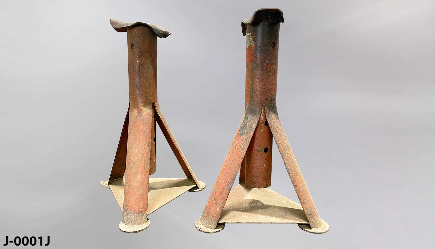 Jack stands, automotive, priced per pair [SPECIFY COLOR], another photo