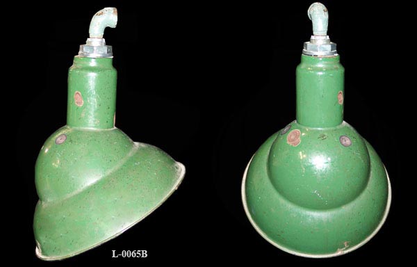 Light, billboard, 10" diameter, bowl shaped, [SPECIFY PIPE, another photo