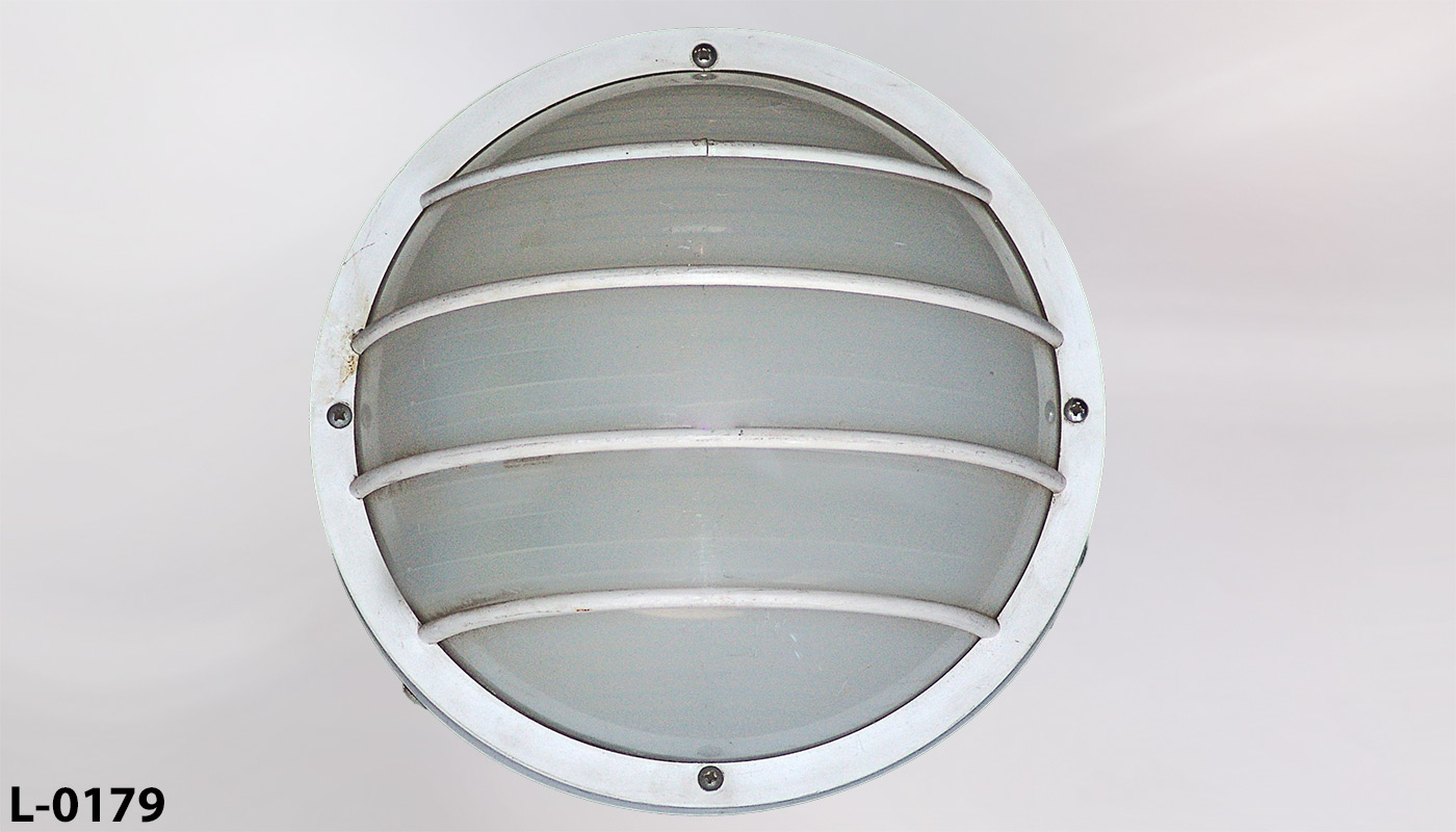 Light, stock number L-0179