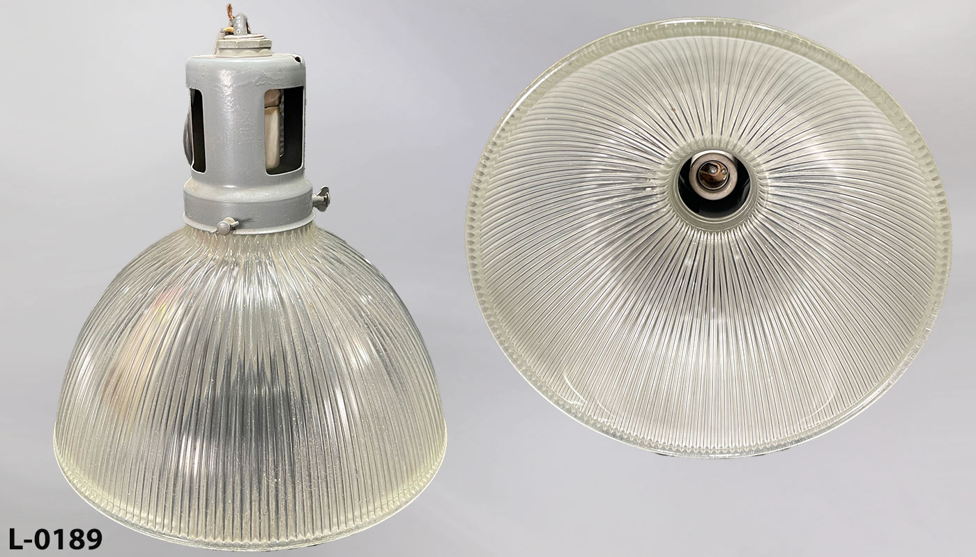 Light, stock number L-0189