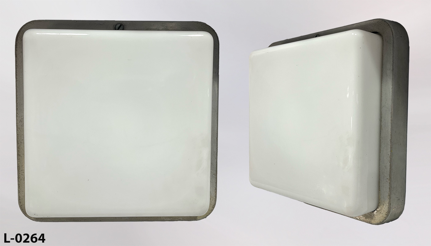 Light, stock number L-0264