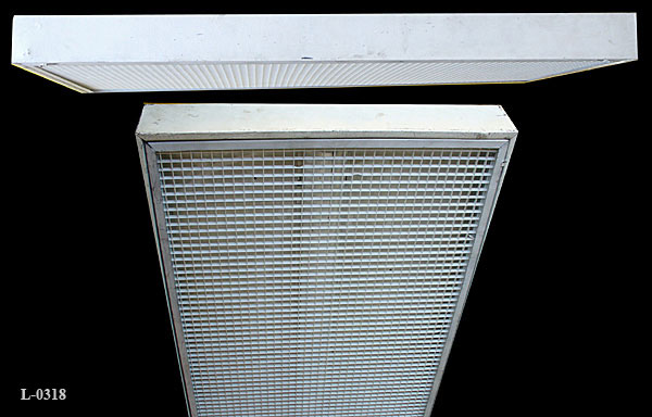 Light, stock number L-0318