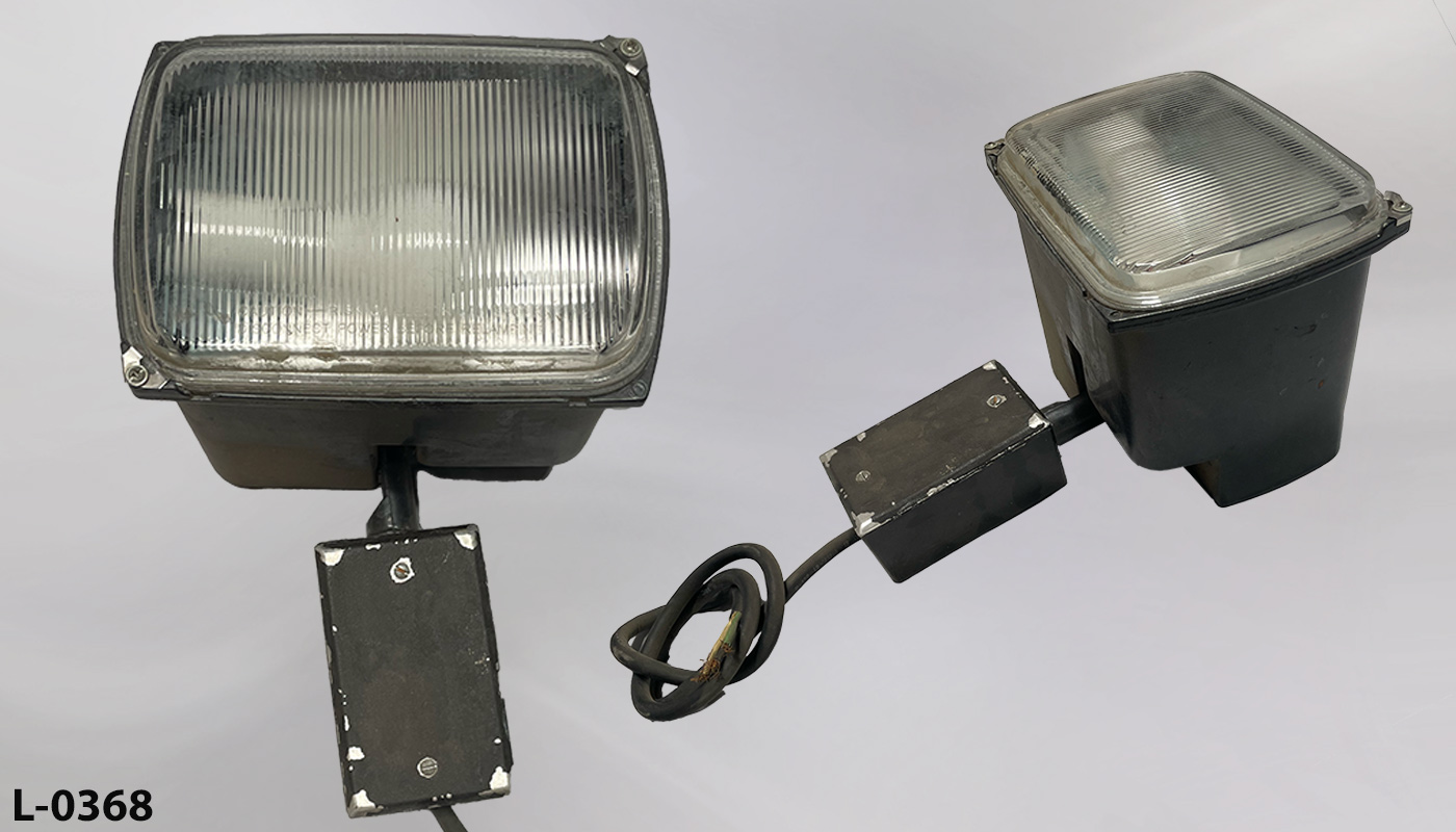 Light, stock number L-0368