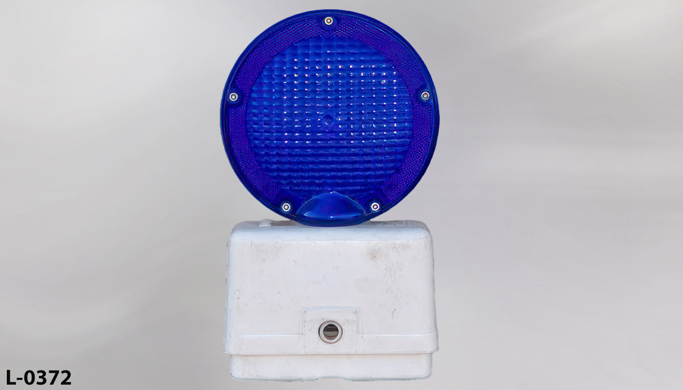 Barricade lantern, stock number L-0372