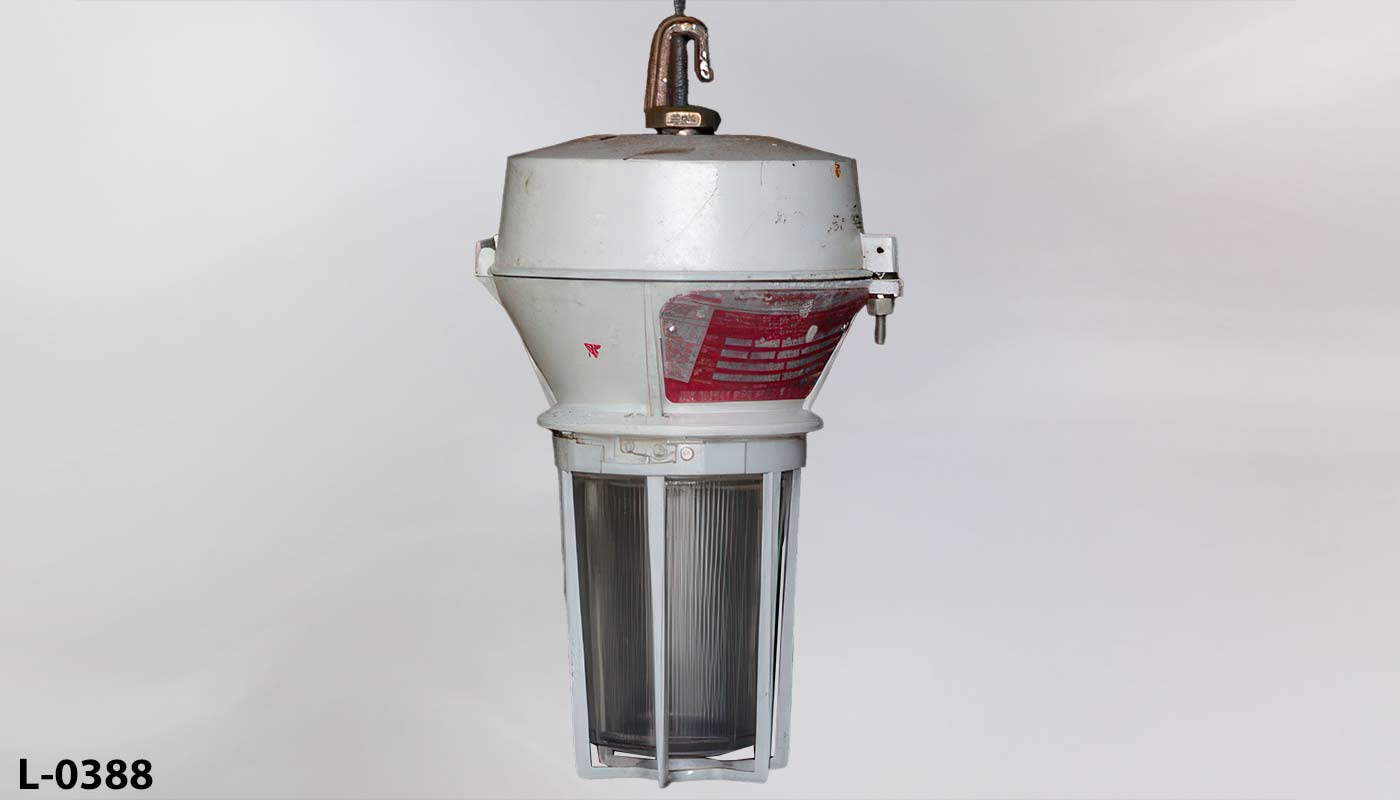 Light, stock number L-0388