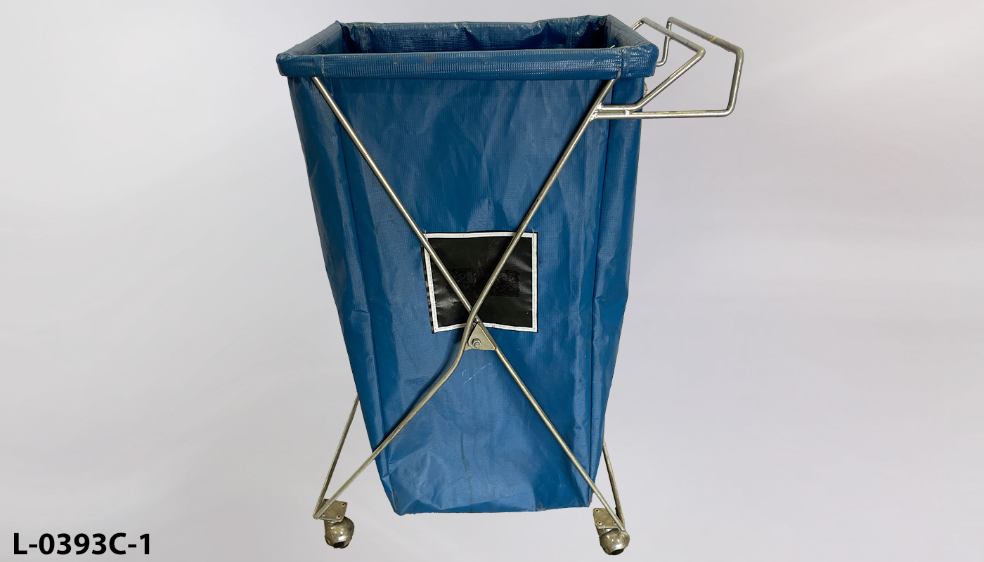 Laundry bag on castered wire frame, stock number L-0393c