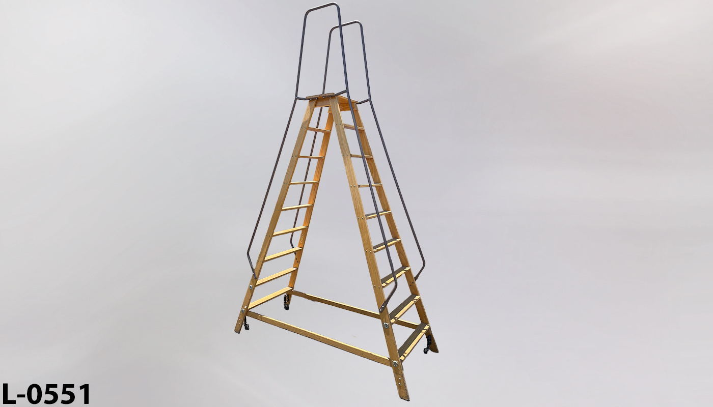 Ladder, stock number L-0551
