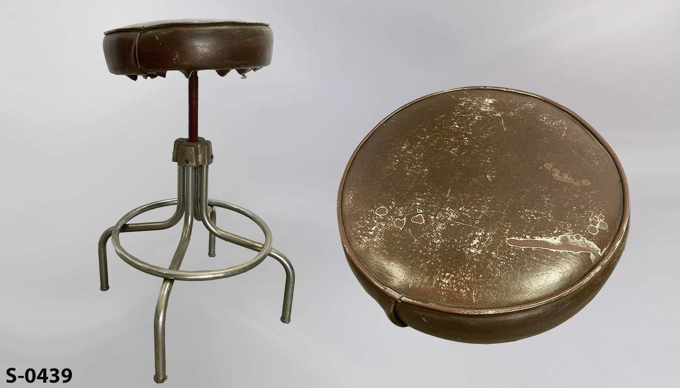 Stool, stock number S-0439