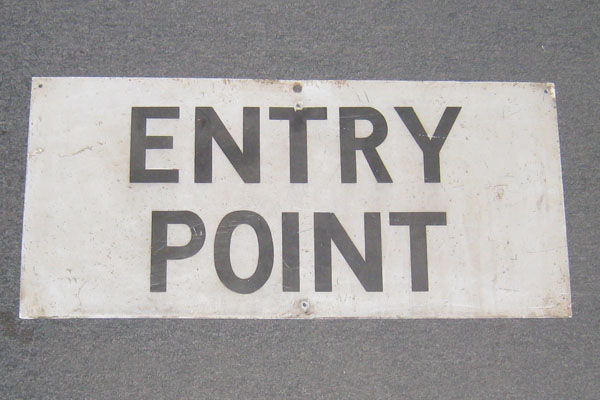 Sign-Entry Point, stock number S-0907