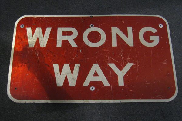 Sign-Wrong Way, stock number S-1176