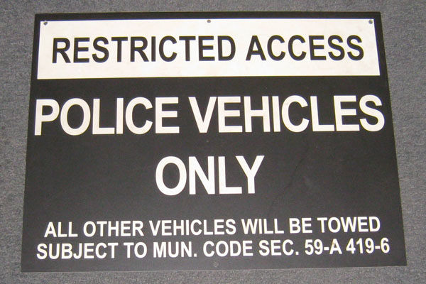 Sign-Restricted Access Police Vehicles Only, stock number S-1922
