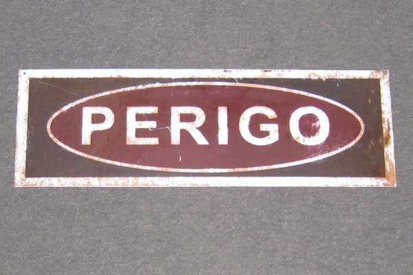 Sign-PORTUGUESE - Perigo, stock number S-2270