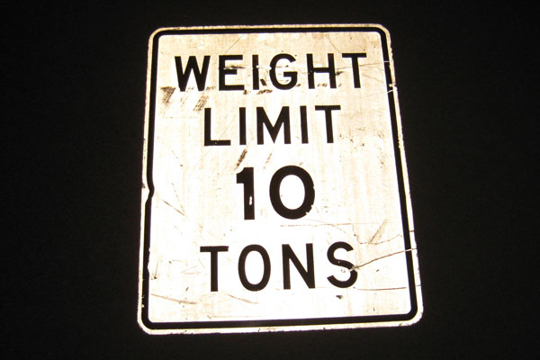 Sign-Weight Limit 10 Tons, stock number S-2327