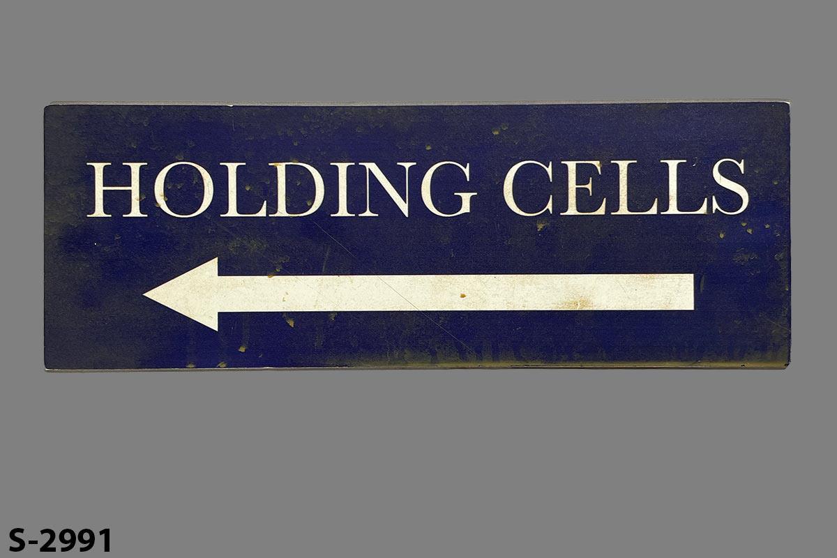 Sign-Holding Cells <-----, stock number S-2991