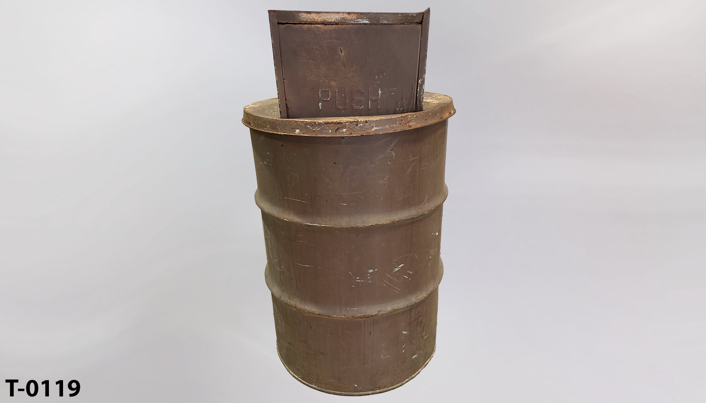 Trash can, stock number T-0119