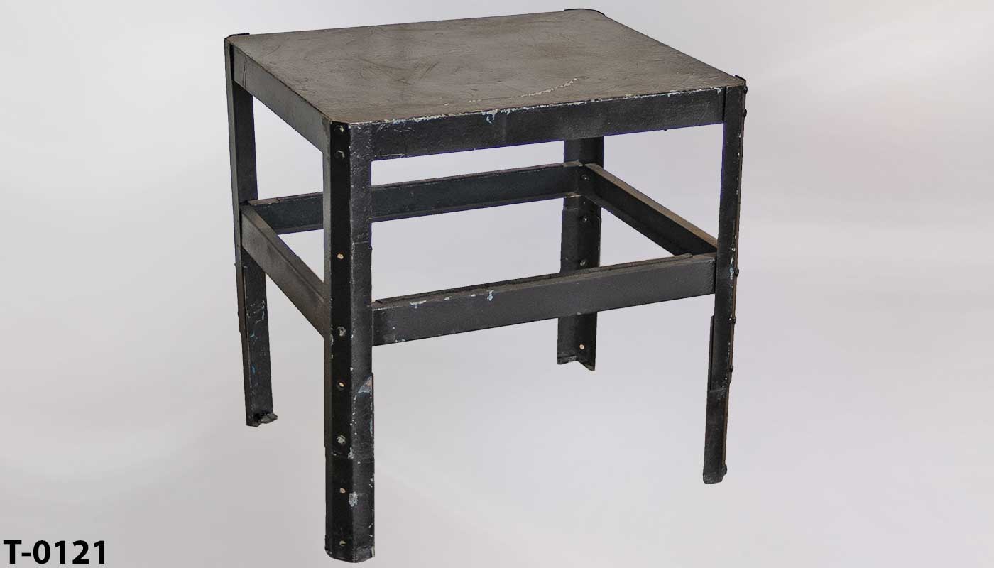 Table, stock number T-0121