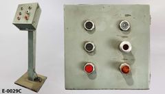 Electronic control pedestal, photo 3 of 3, E-0029C